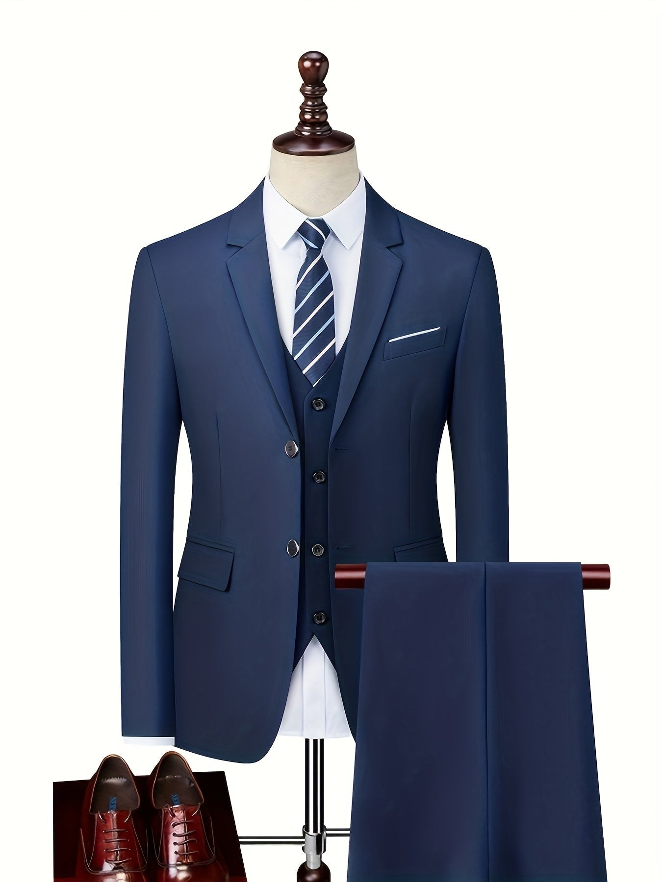 Costume Élégant