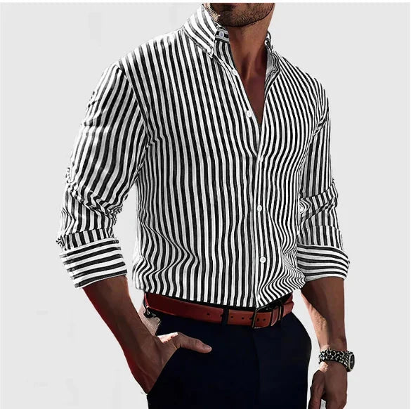 Chemise à fines rayures